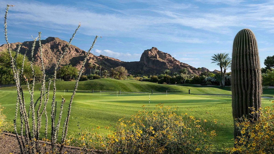 Abwechslungsreicher Kurzplatz: Das Mountain Shadows Resort verfügt über 18 Par-3-Bahnen. | © Experience Scottsdale