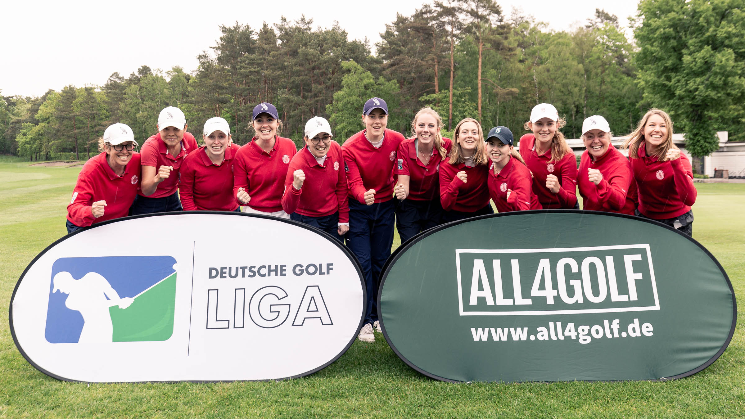 Erfolgreiche Aufholjagd: Hamburgs Damen nutzen ihren Heimvorteil und gewinnen DGL-Spieltag eins.