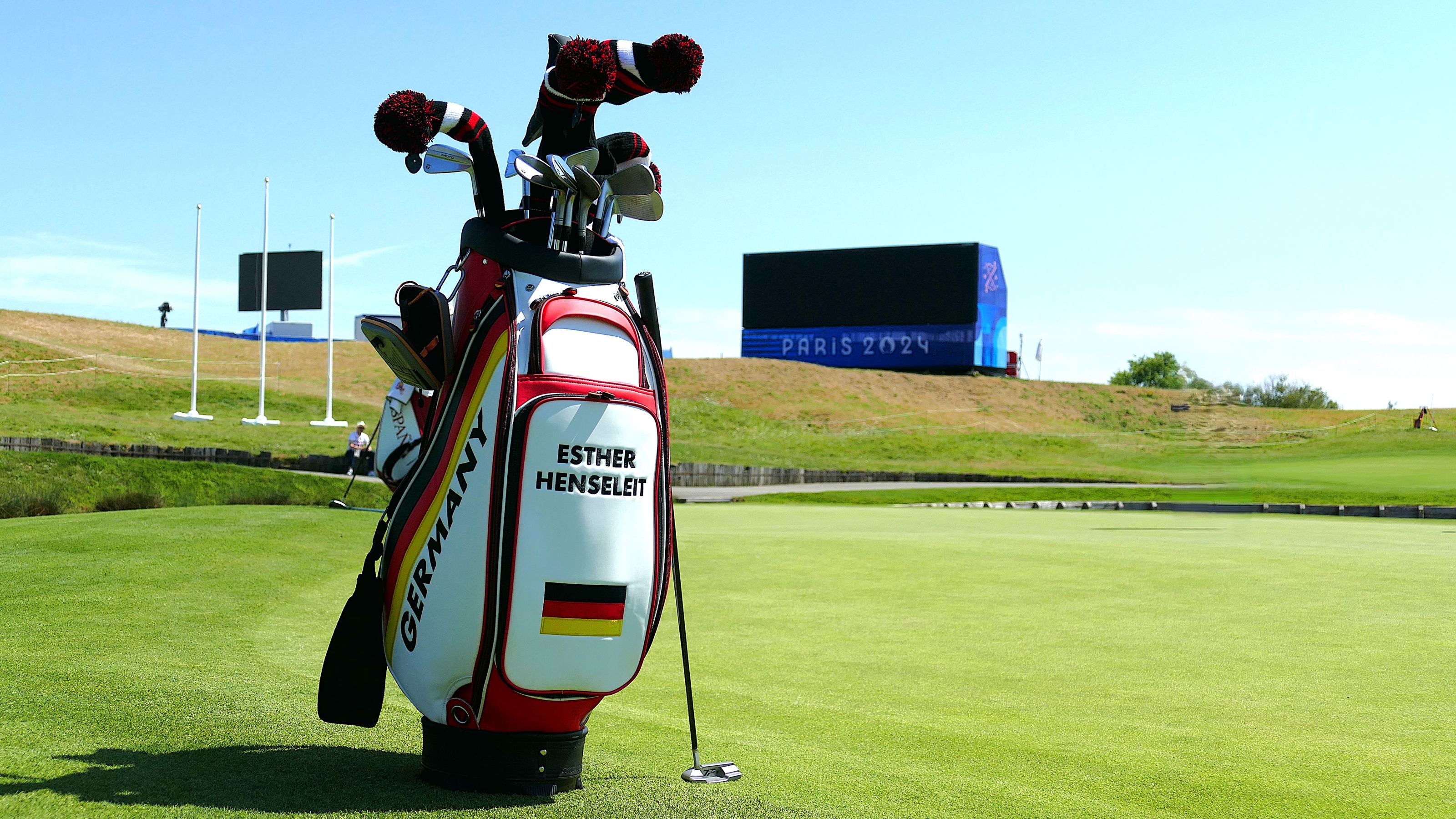 Esther Henseleits Bag auf dem 18. Grün von Le Golf National © DGV/Kirmaier