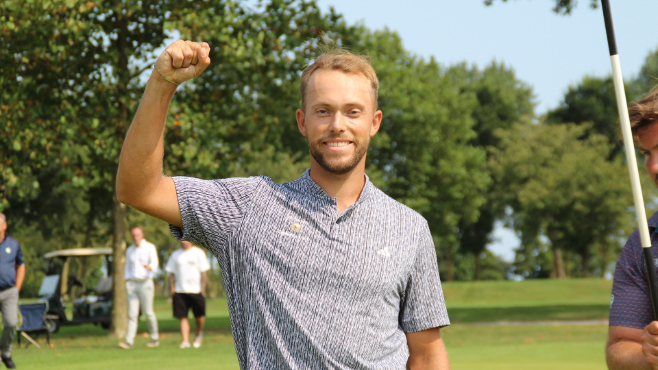 Sieg im Playoff: Koen Kouwenaar bei der Staan Open.