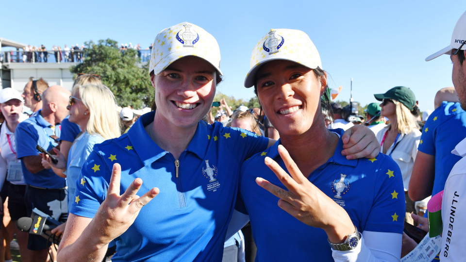 Feierten im vergangenen Jahr den dritten Erfolg in Folge für das europäische Solheim-Cup-Team: Leona Maguire und Céline Boutier.