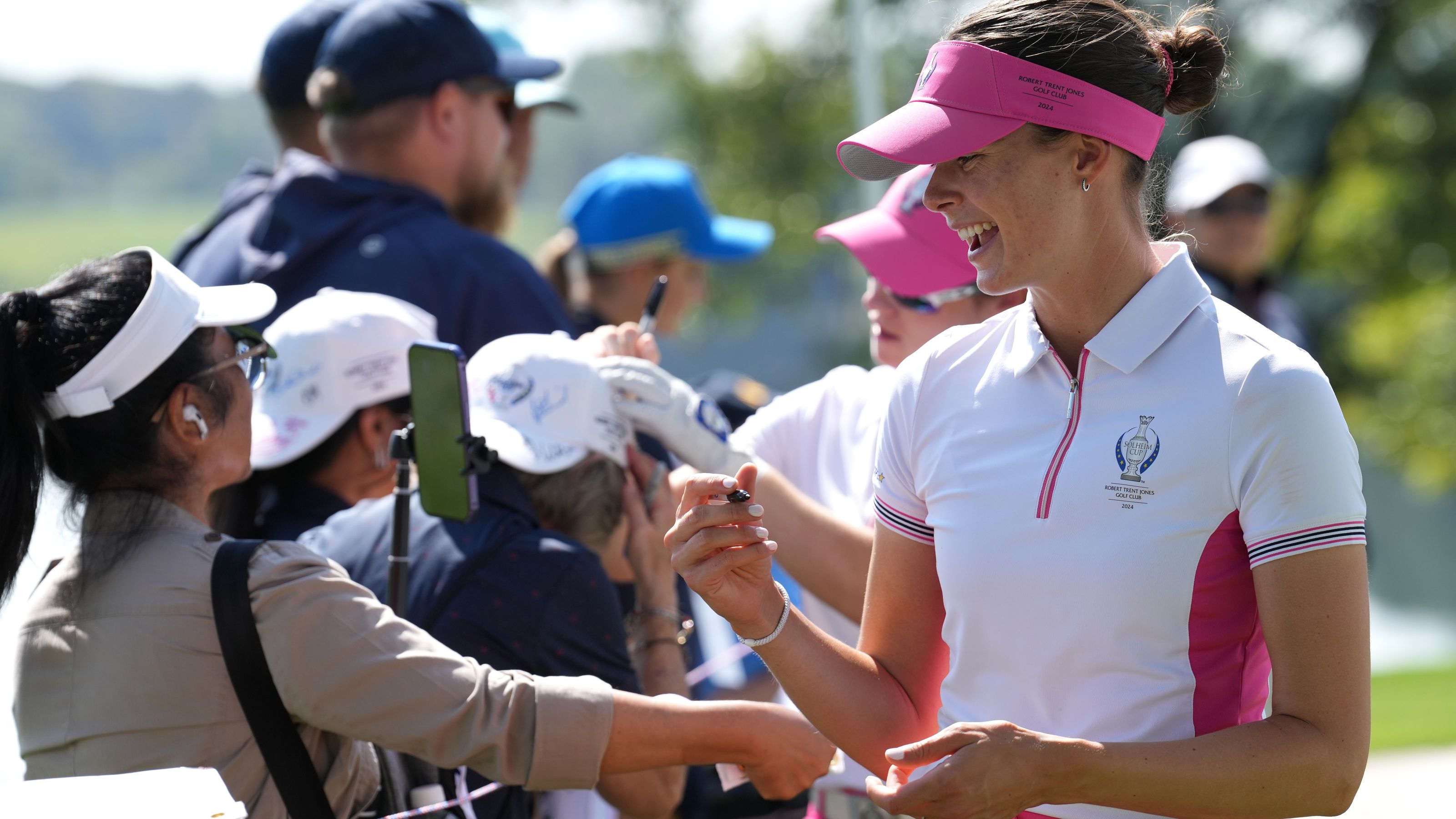 Erste Bilder von Esther Henseleits Solheim-Cup-Premiere 2024 in Virginia © Mark Runnacles/LET