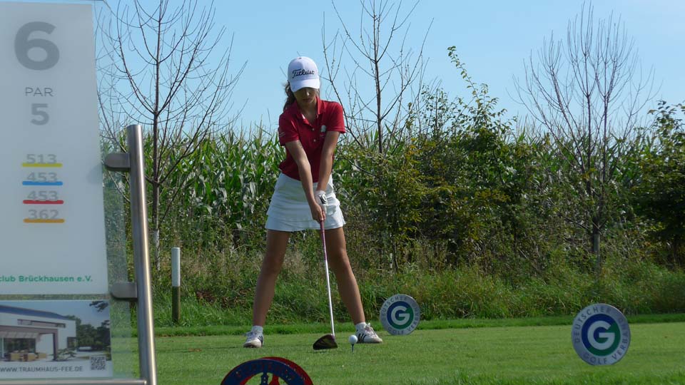 Bei Emma Lola Holst (GC Hubbelrath) fielen die Bälle auf der Back Nine zu mehreren Birdies. (Foto: DGV/Kretzschmar)