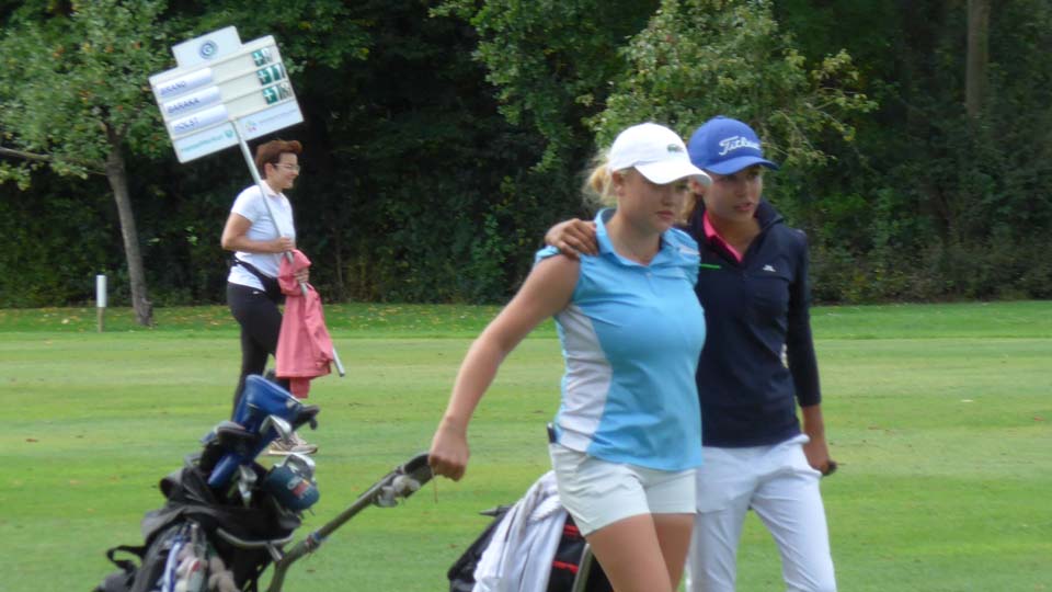 Auf dem Weg zum letzten Grün. Emma Brand (GC. St. Leon-Rot) kurz vor ihrem Titelgewinn. (Foto: DGV/Kretzschmar)